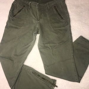 Vintage army green Old navy skinny jeans 👖